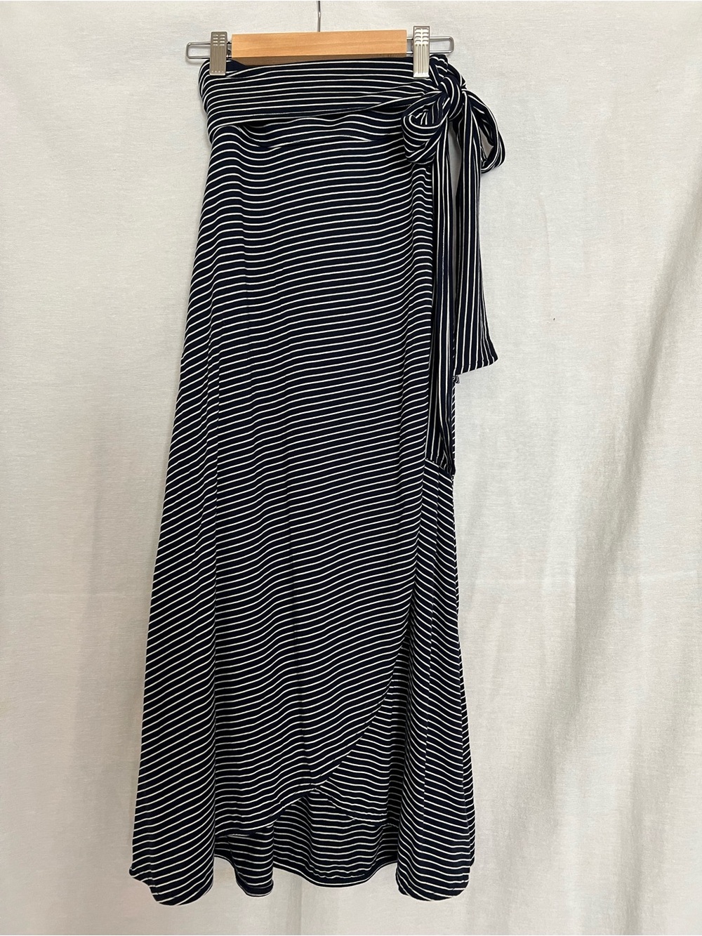 Gap Women's Navy & White Striped Wrap Midi Skirt Size X Small